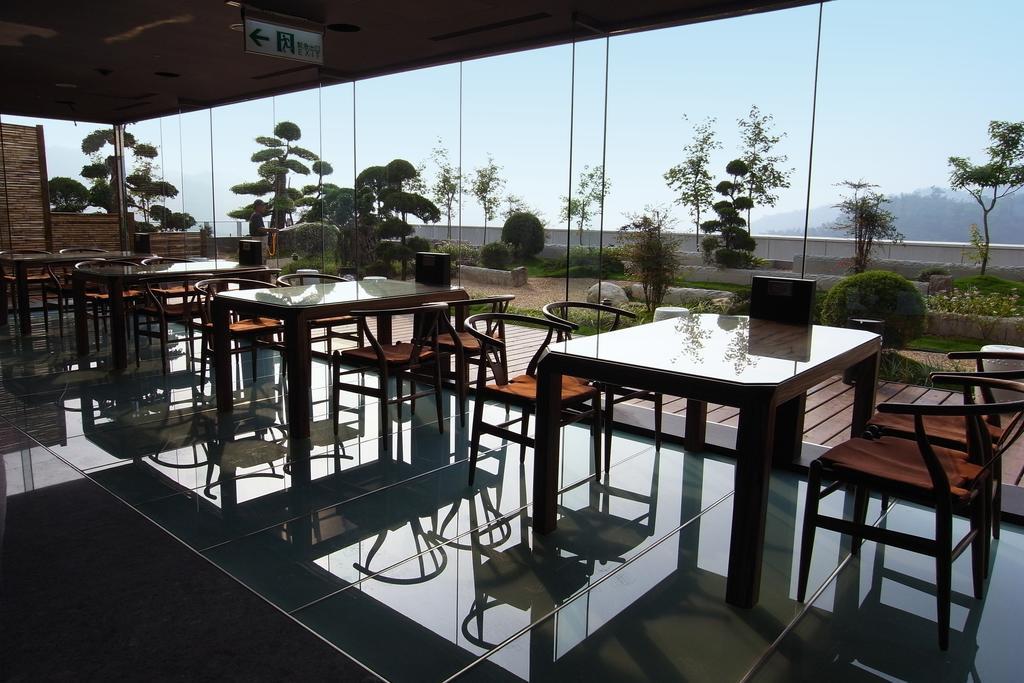The Wen Wan Resort Sun Moon Lake Yuchi Exterior foto